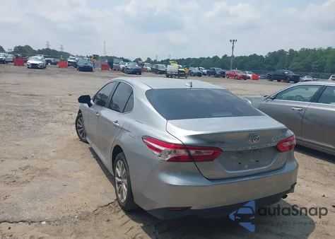 2019 Toyota Camry Le из США, поврежденный, VIN 4T1B11HK3KU803815